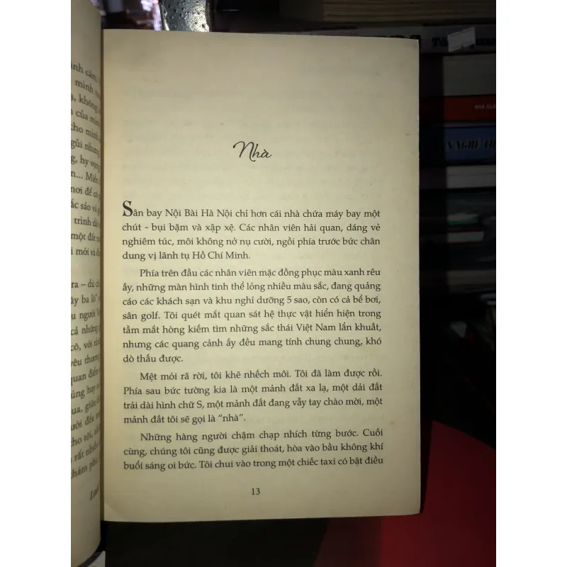 “Gái Tây ế” ở Hà Nội - Carolyn Shine  994239