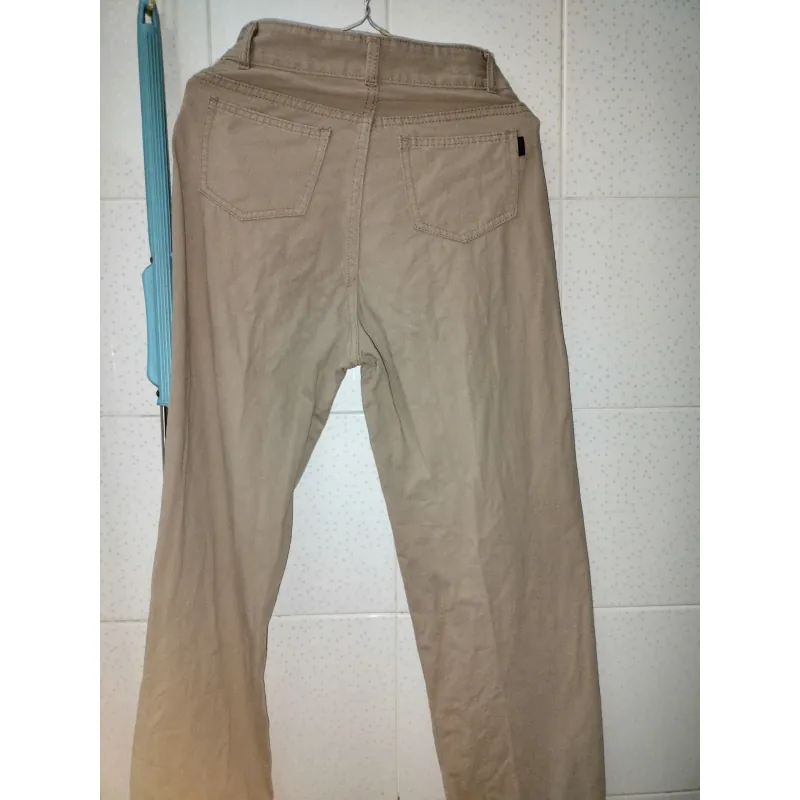 Quần jean màu be size S nữ pass vì chật 934832