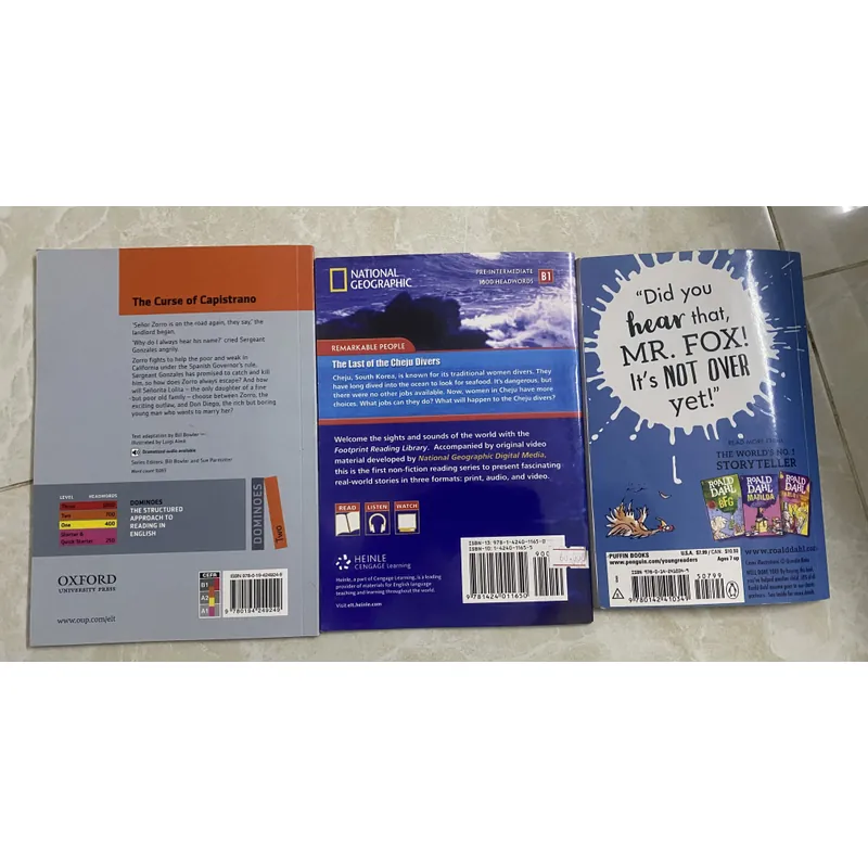 3 quyển truyện tranh tiếng Anh 735509