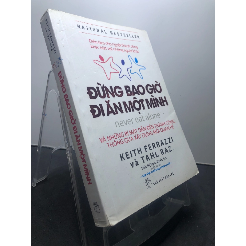 Đừng bao giờ đi ăn một mình 2019 mới 85% bụi viền nhẹ Keith Ferrazzi và Tahl Raz HPB1605 SÁCH NGOẠI VĂN 185150