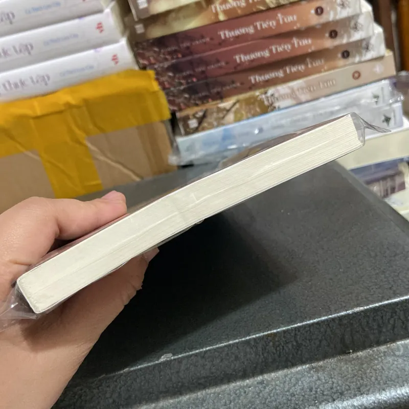 (Trinh thám) - Cánh cửa đóng kín - Asami Ishimochi 975647