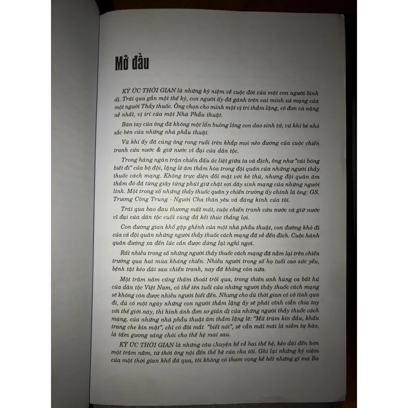 Ký ức thời gian - Những câu chuyện về cuộc đời của giáo sư tiến sĩ Trương Công Trung 690036