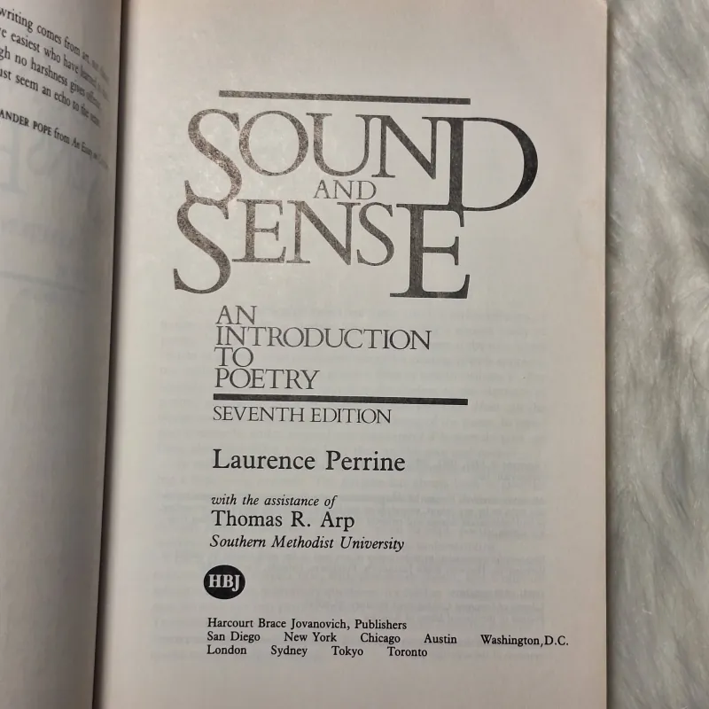 Laurence Perrine - Sound and Sense: An Introduction to Poetry 783179