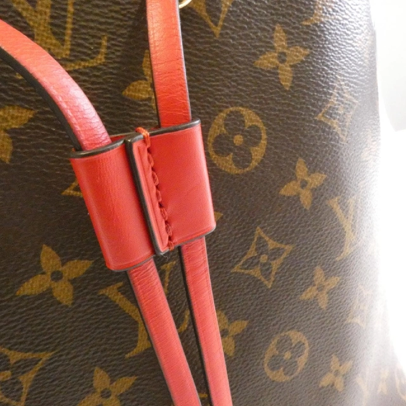 Túi xách vai Louis Vuitton Monogram Neo Noé MM M44021 611484