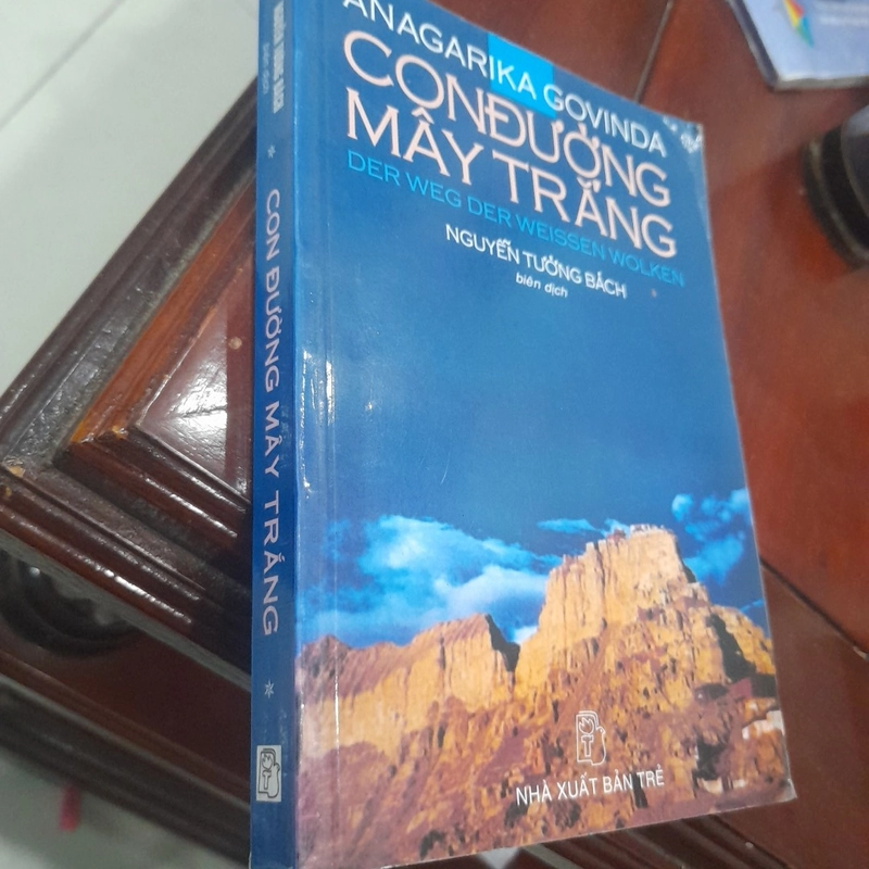 Anagaruka Govinda - CON ĐƯỜNG MÂY TRẮNG (Nguyễn Tường Bách biên dịch) 448720