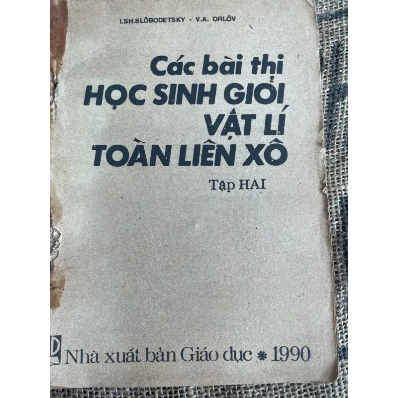Các bài thi giỏi vật toàn Liên Xô  1013347