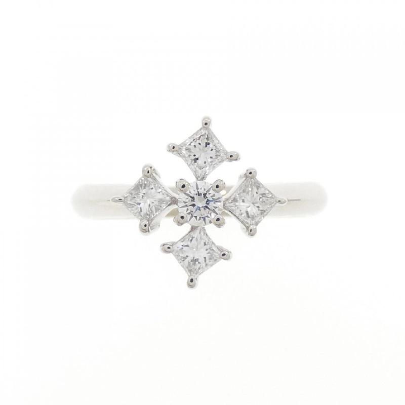 Nhẫn kim cương PT900 0.519CT 669912