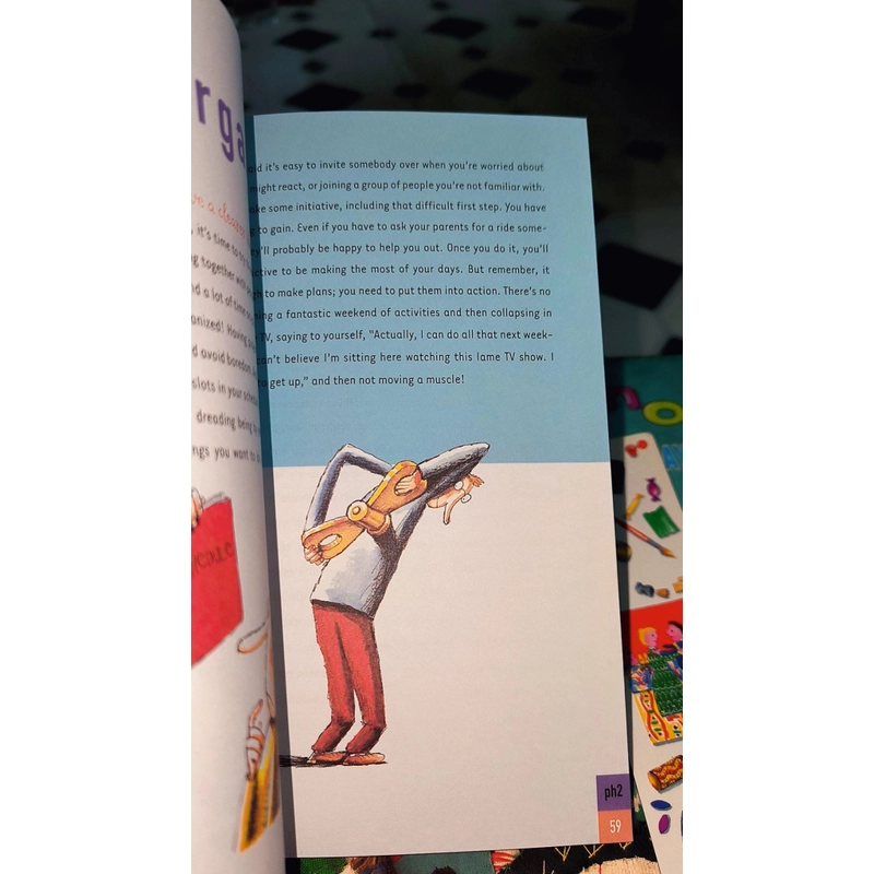 FLYING SOLO - Sách ngoại văn tâm lý tuổi mới lớn  495348