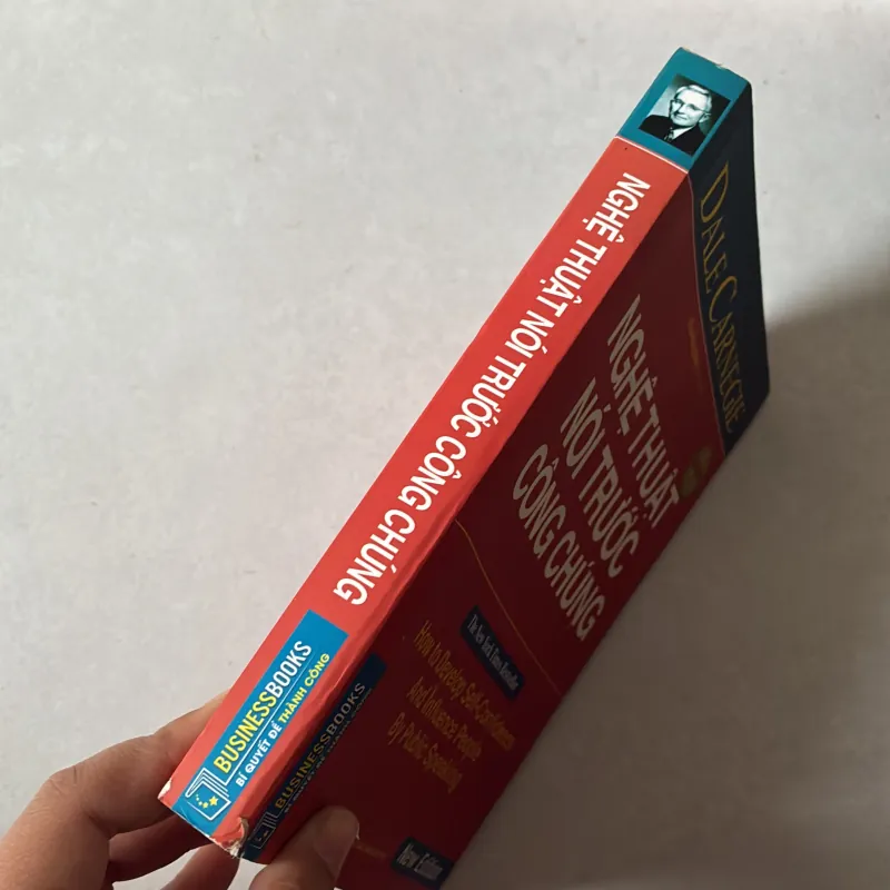 Nghệ thuật nói chuyện trước công chúng - Dale Carnegie 756683
