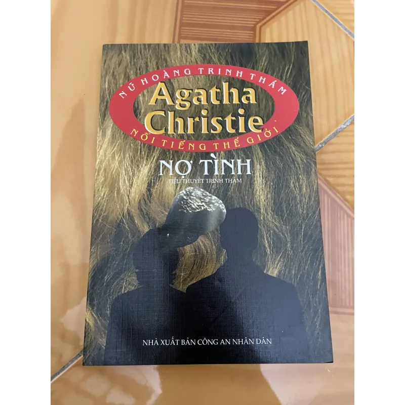 Nợ tình - Agatha Christie  1044242
