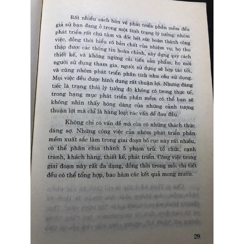 Chìa khoá trên đường hội nhập Bí quyết thành công của tập đoàn Microsoft 2003 mới 80% ố bẩn nhẹ sách Jim Mc Carthy HPB2806 KỸ NĂNG 916129