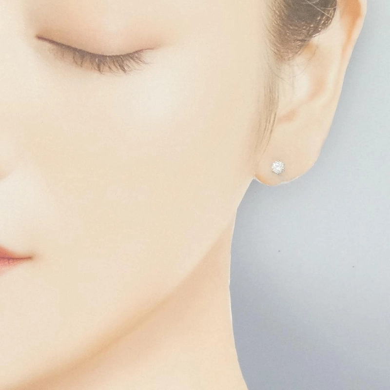 PT/PT900 Solitaire Bông tai Kim cương - Hàng hiệu Chính hãng 865870