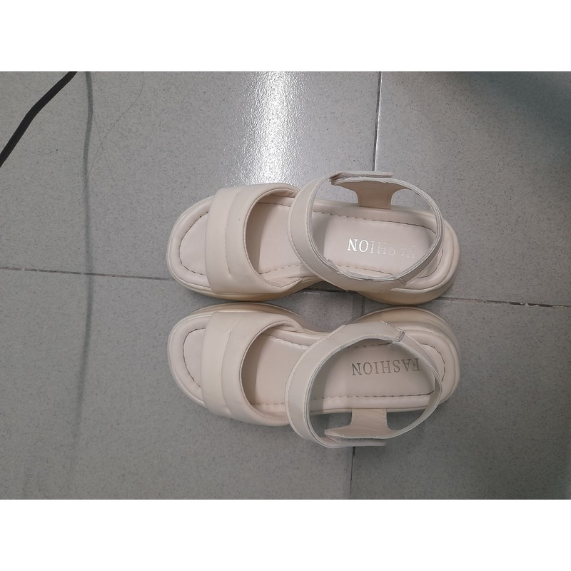 Giày sandal đế cao bánh mì size 36 163048