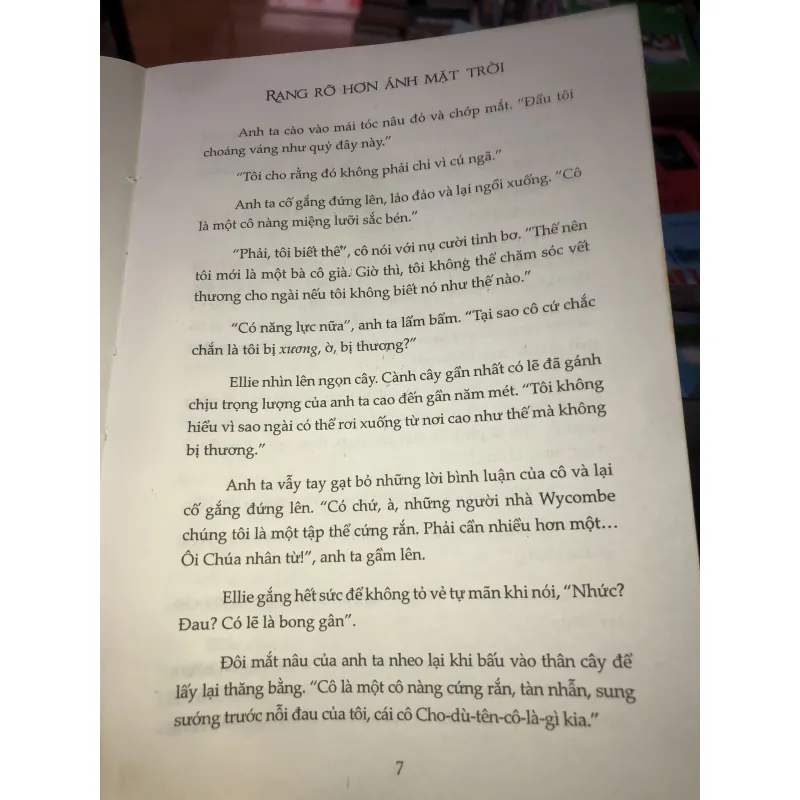 Rạng rỡ hơn anh mặt trời - Julia Quinn 1006359