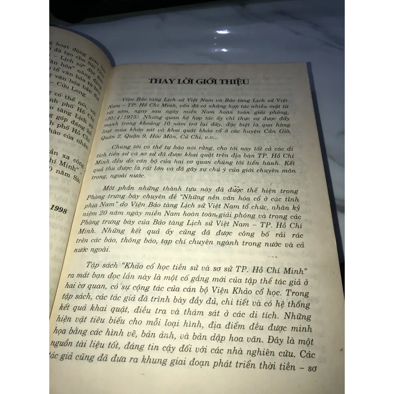 Khảo cổ học tiền sử và sơ sử Tp HCM  738099