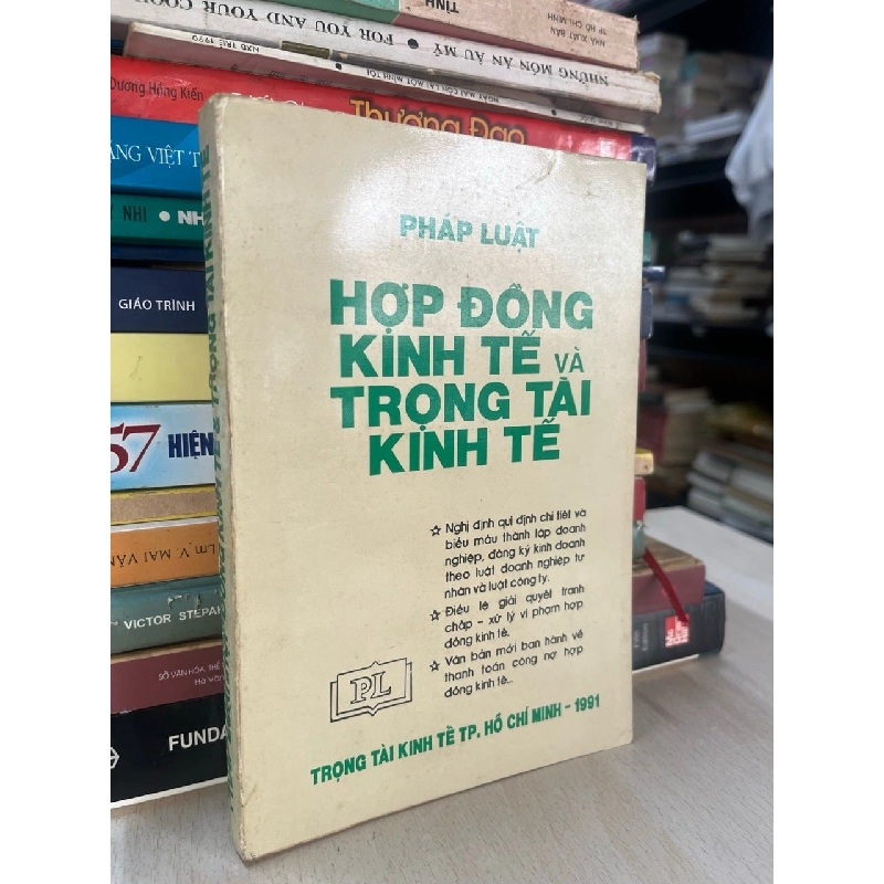 Pháp luật hợp đồng kinh tế và trọng tài kinh tế 929231