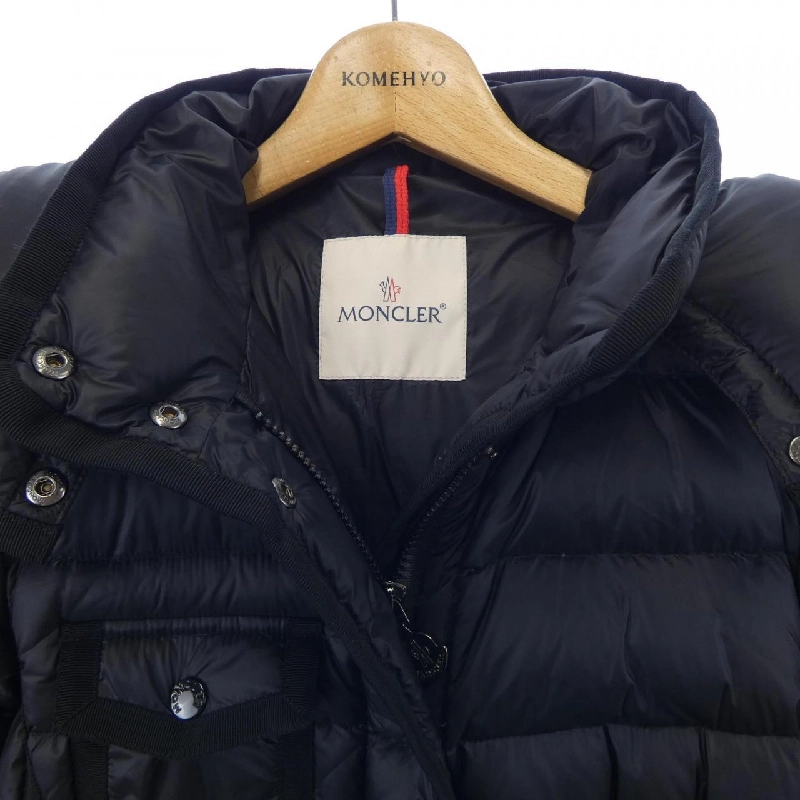 Moncler MONCLER HERMINE Áo khoác lông 630116