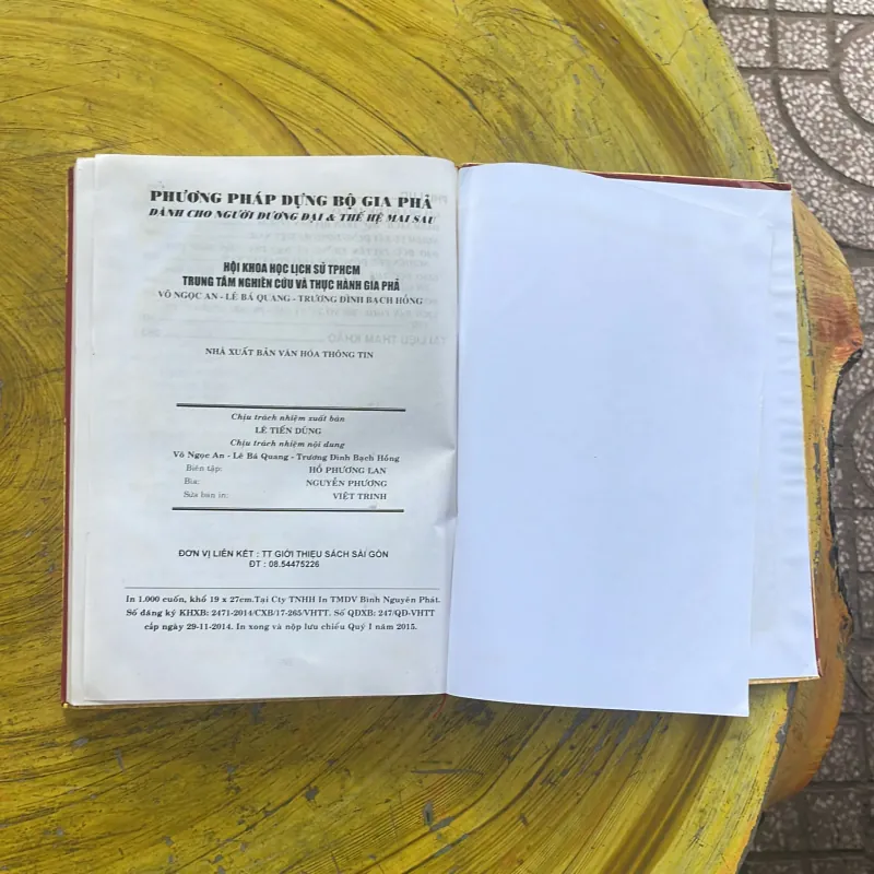 PHƯƠNG PHÁP DỰNG BỘ GIA PHẢ DÀNH CHO NGƯỜI ĐƯƠNG ĐẠI VÀ THẾ HỆ MAI SAU- nhiều tác giả 958658