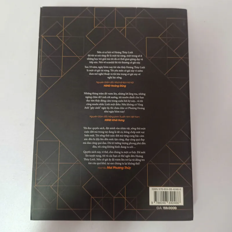 Vàng Anh & Phượng Hoàng - Hoàng Thùy Linh (Trần Minh chấp bút) 958763