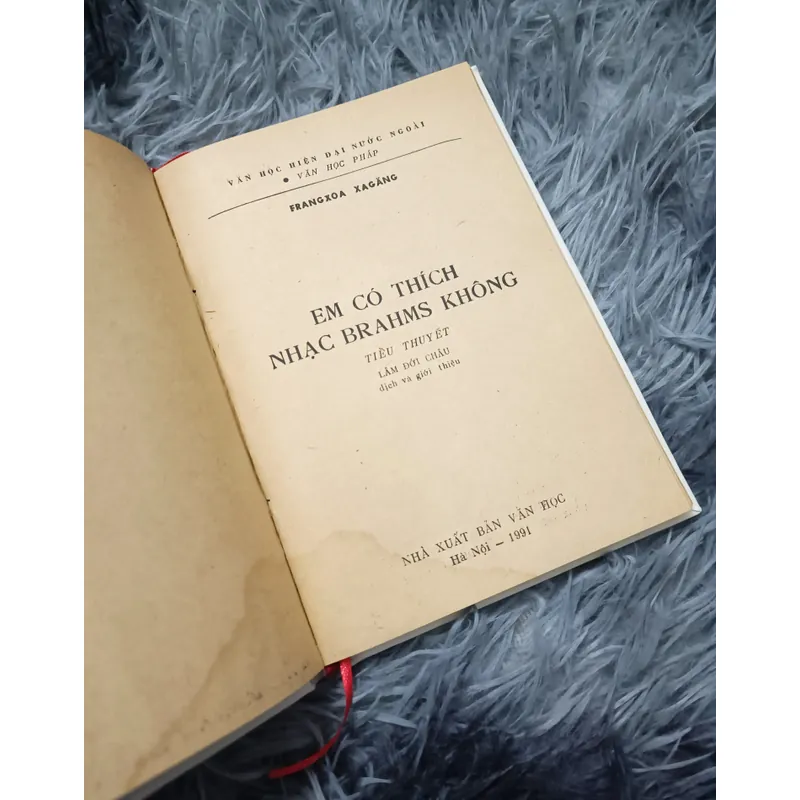 Em có thích nhạc Brahms không (Francoise Sagan) 675606