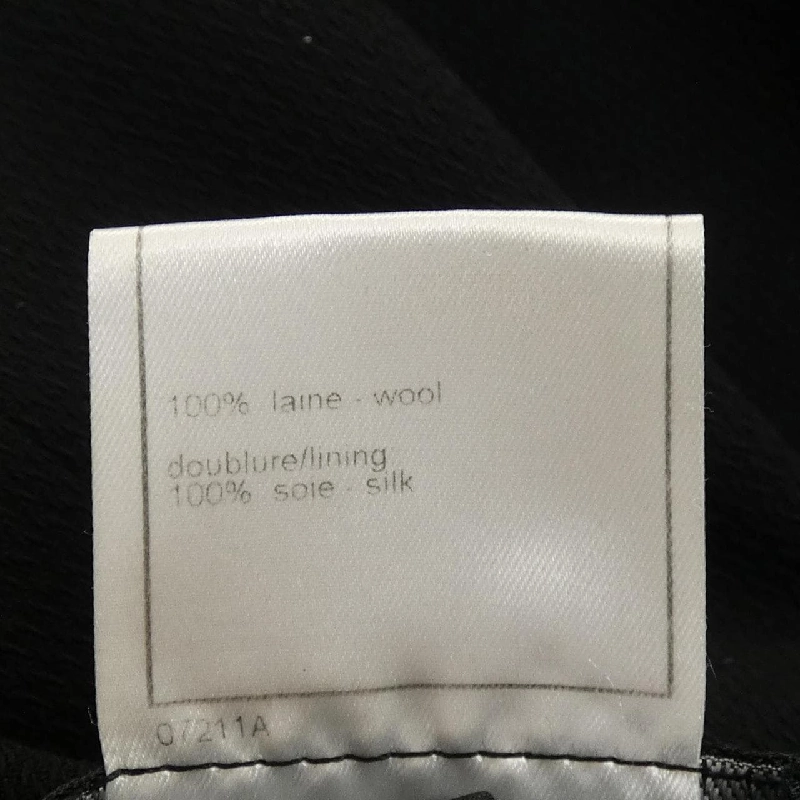 CHANEL P10389V06403 98P Áo khoác - Hàng hiệu Authentic 822078