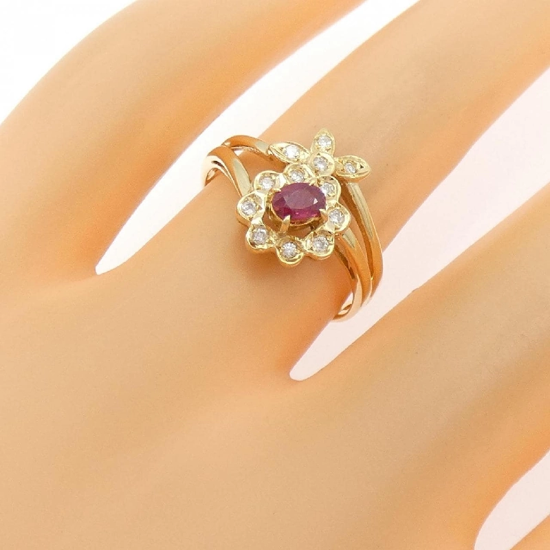 Nhẫn Ruby Hoa K18YG - Hàng hiệu Chính hãng 850471