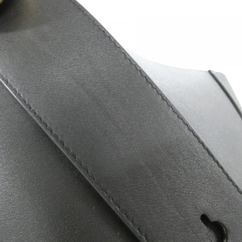 Túi xách bucket Pebble Loewe vừa 611815