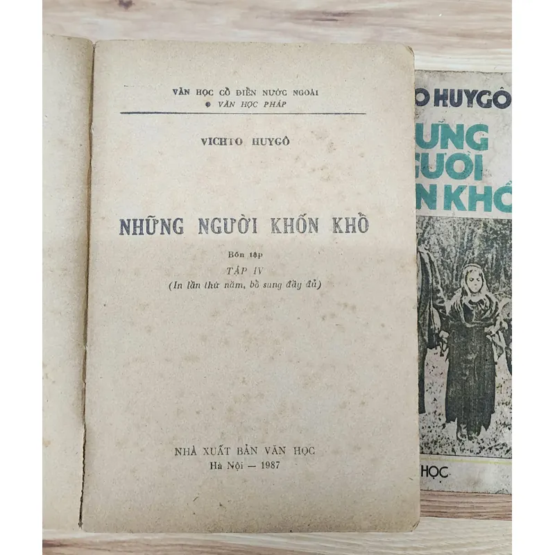 Trọn bộ văn học kinh điển của Victor Hugo - NHỮNG NGƯỜI KHỐN KHỔ 702989