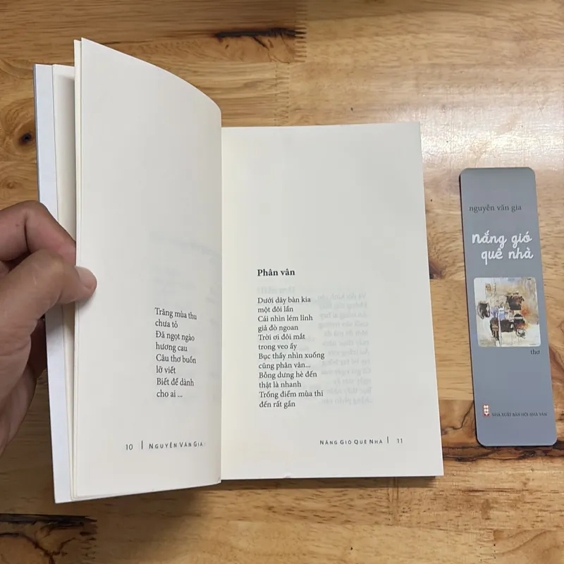 [Chữ Ký Tác Giả] - II Thơ: Nắng Gió Quê Nhà - Nguyễn Văn Gia - 2019 690049