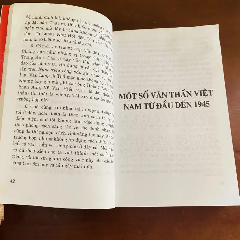 Văn thần Việt Nam  976805