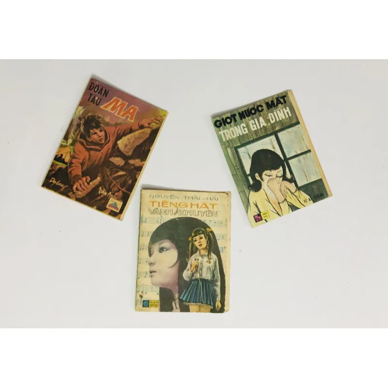 BÌA SÁCH TRUYỆN XƯA (10) 795870