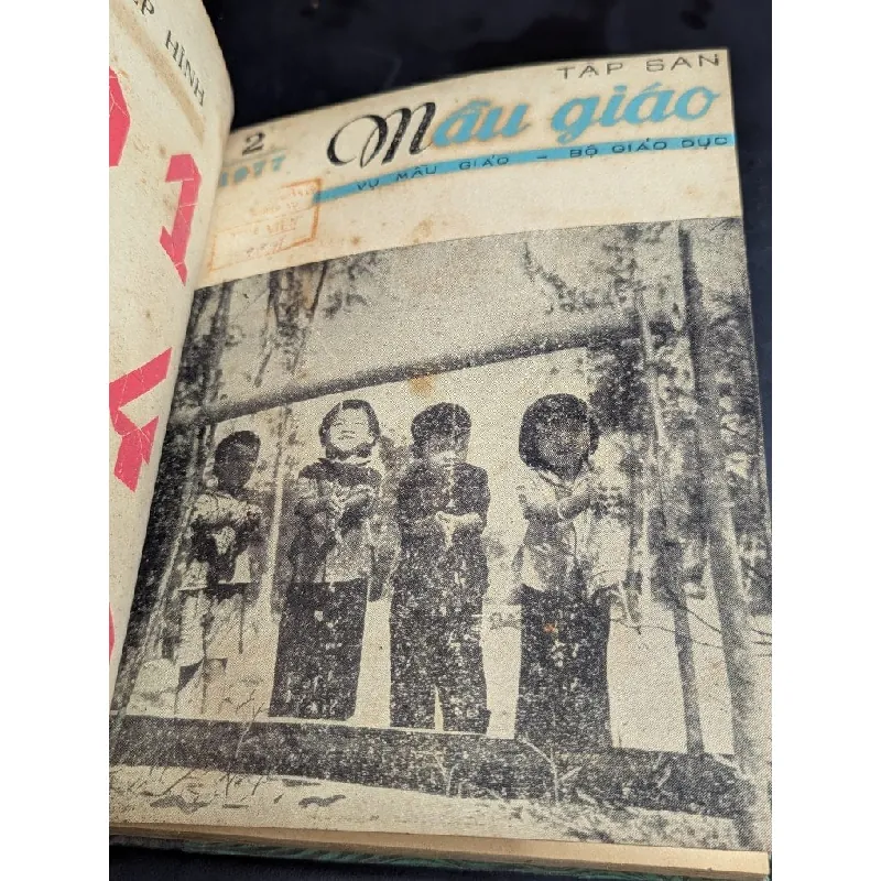 Tập san giáo dục mẫu giáo các năm 1977,1979,1980,1981,1982 ( tổng cộng 34 số có 1 số đôi ) 590928