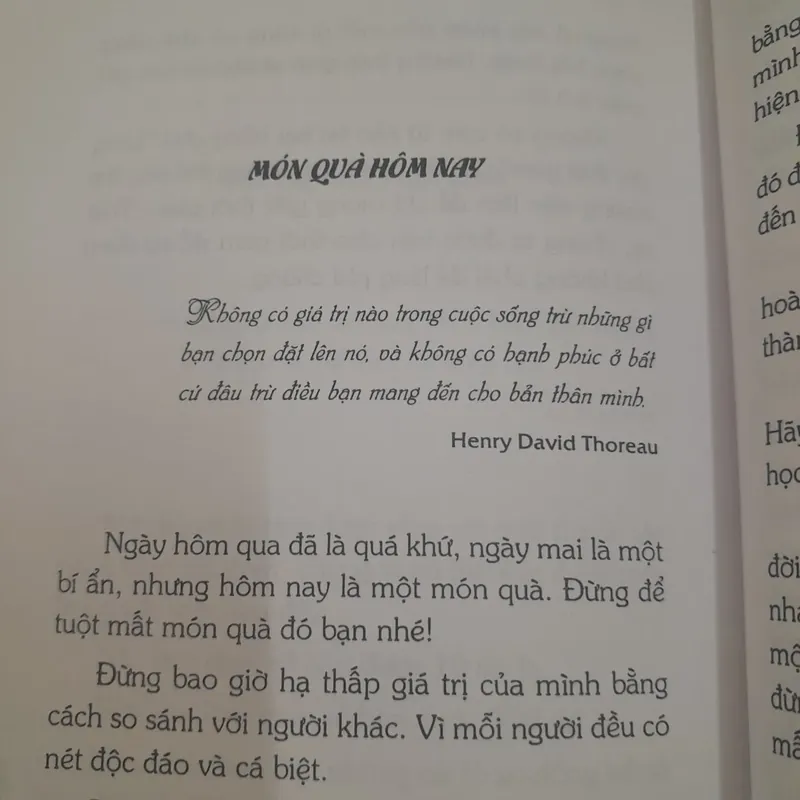Tủ sách sống đẹp. Chắp cánh yêu thương. Biên soạn Nguyễn Viên Như 693033