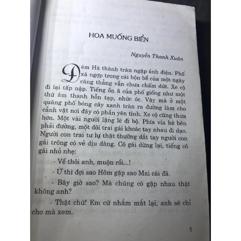 Chiếc lá bàng xanh 2009 mới 70% ố bẩn nhẹ Nhiều tác giả HPB0906 SÁCH VĂN HỌC 915297