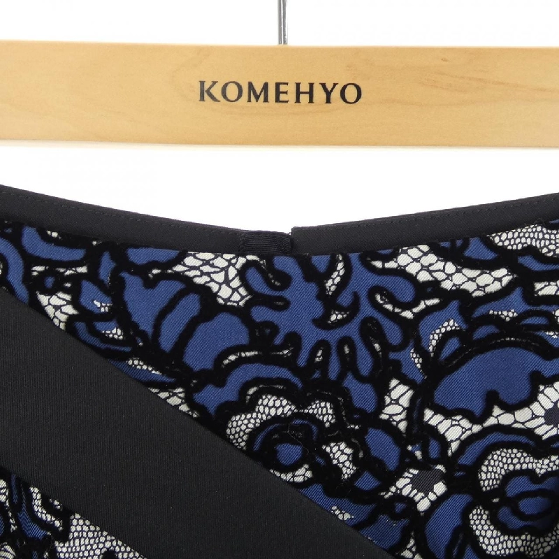 Váy LOUIS VUITTON FDSK11DJG - Hàng hiệu Authentic 820587