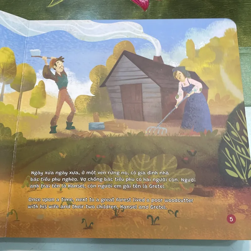 Sách hoạt hình song ngữ 4d - Toonbook - Hansel và Gretel . - 2021 .  1026440