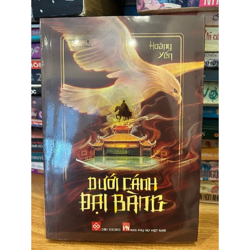 Dưới cánh đại bàng -Hoàng Yến 786294