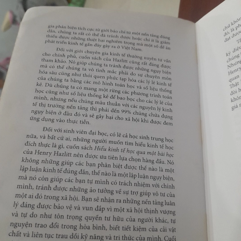 Henry Hazlitt - HIỂU KINH TẾ Q7A MỘT BÀI HỌC 370861