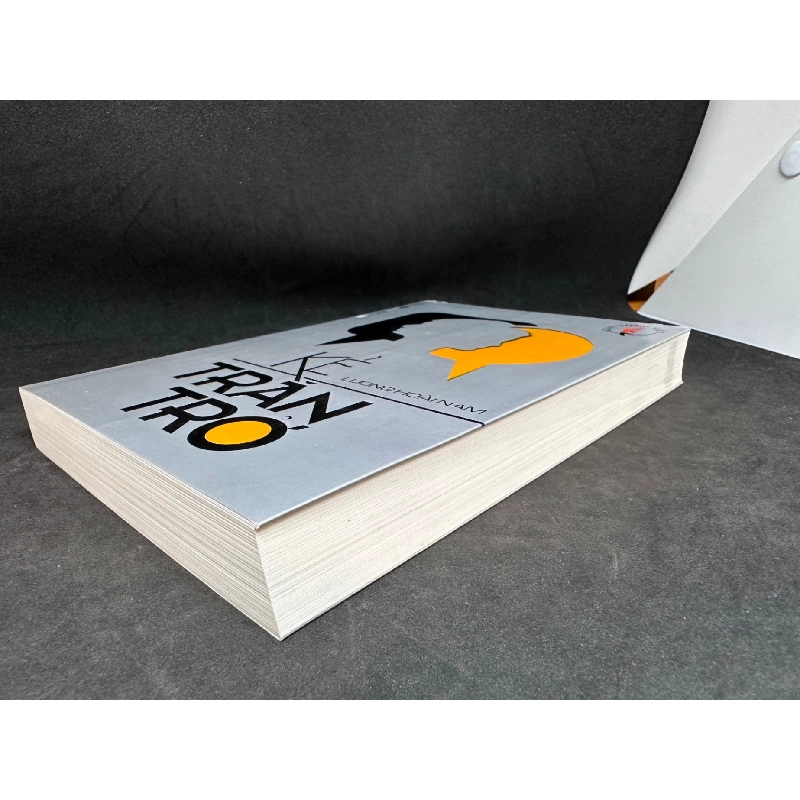 Kẻ trăn trở, Lương Hoài Nam. Mới 90% SBM0609 911913