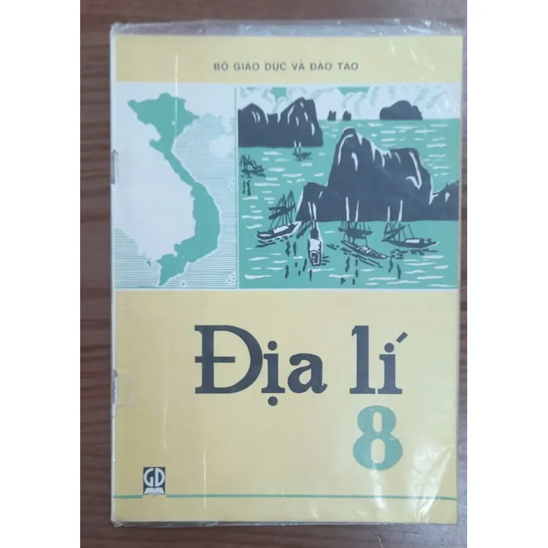 Địa lí 8, in năm 2001 1031175