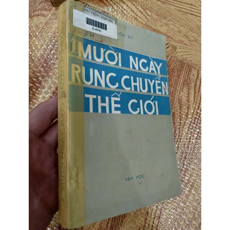 Mười ngày rung chuyển Thế Giới 753546