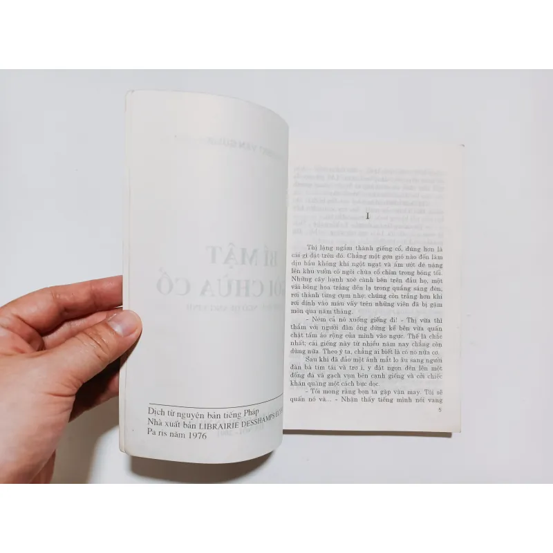 Bí Mật Ngôi Chùa Cổ - Robert Van Gulik
 795945