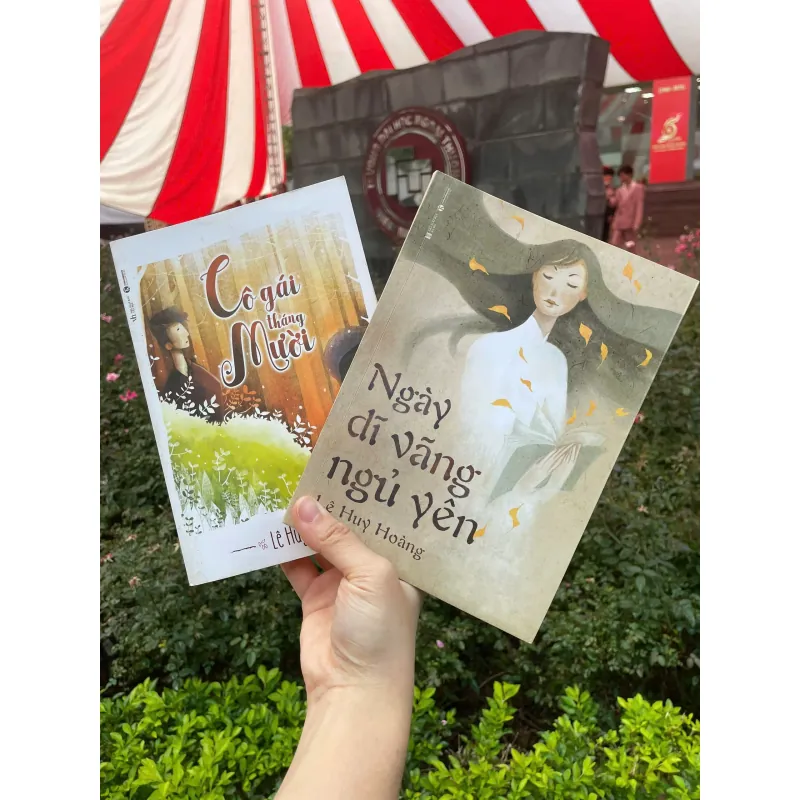 Combo 2 cuốn của Lê Huy Hoàng: "Cô gái tháng Mười" & "Ngày dĩ vãng ngủ yên" 796616
