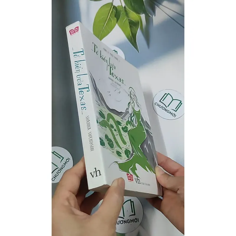 Tổ kiến lửa Texas - Shanna Swendson 688697