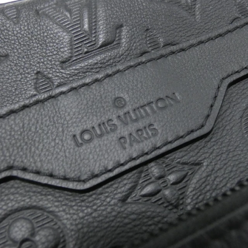 Túi đeo chéo Louis Vuitton Monogram Shadow Trio M46602 610422