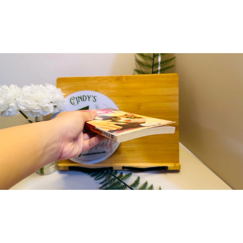  [Sách tiếng Anh 2hand] Like new 90% - Animal Alert: Grievous Bodily Harm  494079