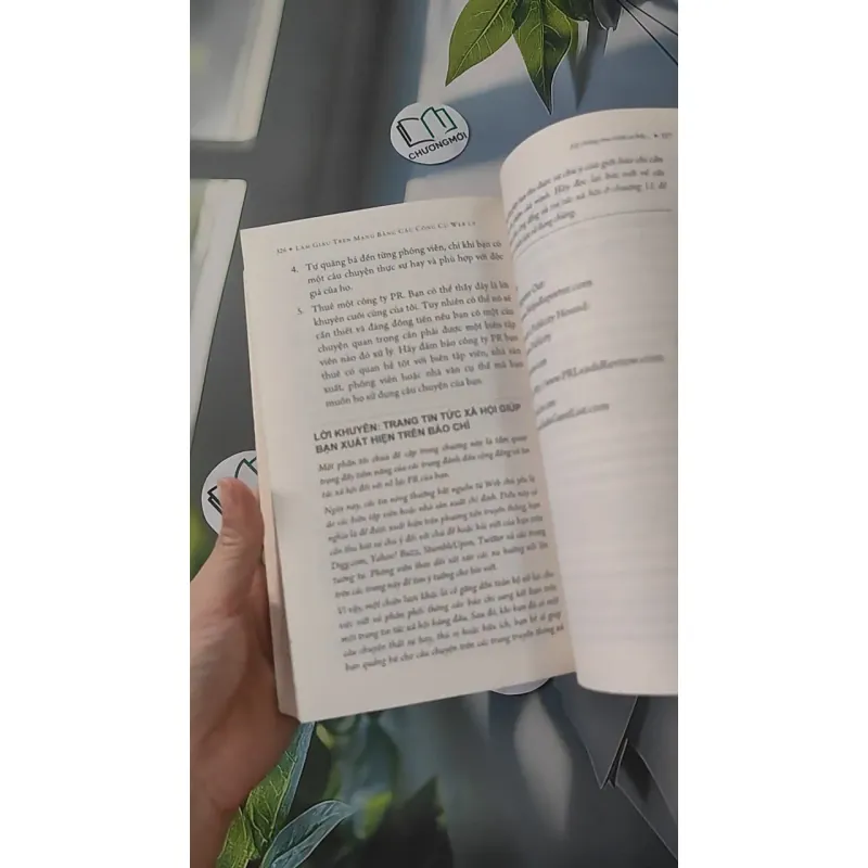 E-Riches 2.0 Làm giàu trên mạng bằng các công cụ Web 2.0 - Scott Fox 961197