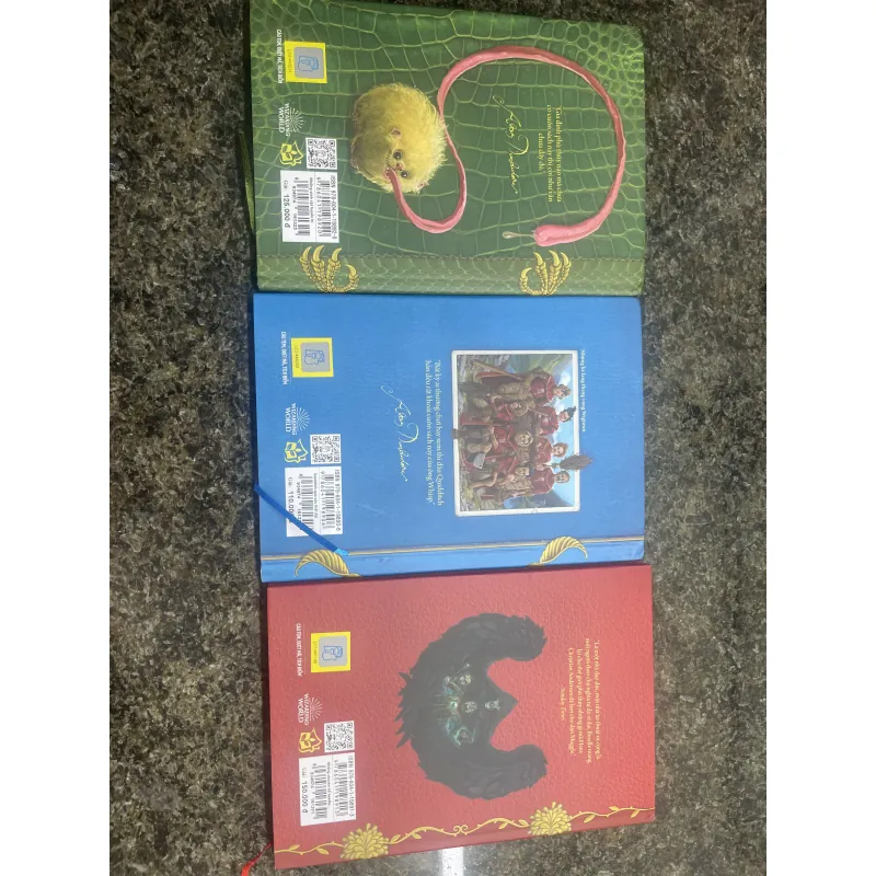 Bộ 3 quyển ngoại truyện bìa cứng Harry Potter J.K. Rowling 756632