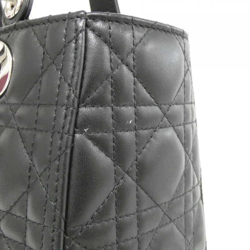 Túi Christian Dior Lady Dior Medium M0565PNGE 616399