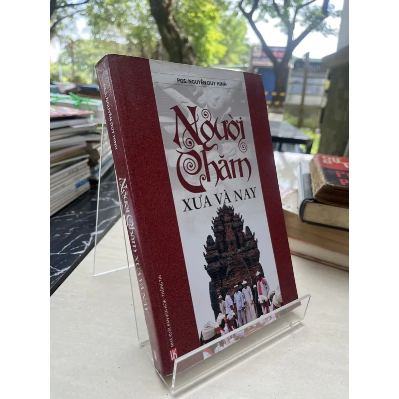 NGƯỜI CHĂM XƯA VÀ NAY 697256